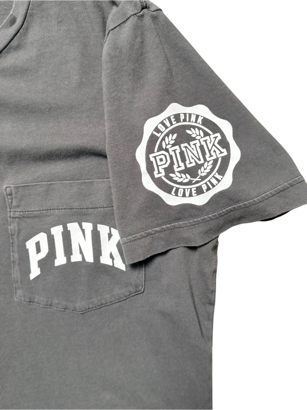 PINK Victoria’s Secret Gray Pocket Tee Size S Logo Graphic 100% Cotton - Picture 4 of 11